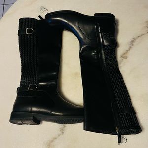 Brand new Cole Haan Winter waterproof boots! 🖤